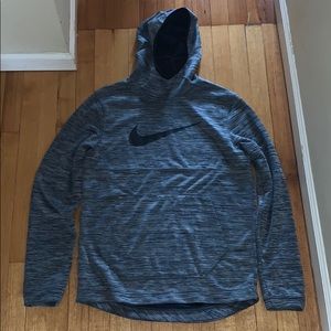 Nike Dri-fit pullover sweatshirt